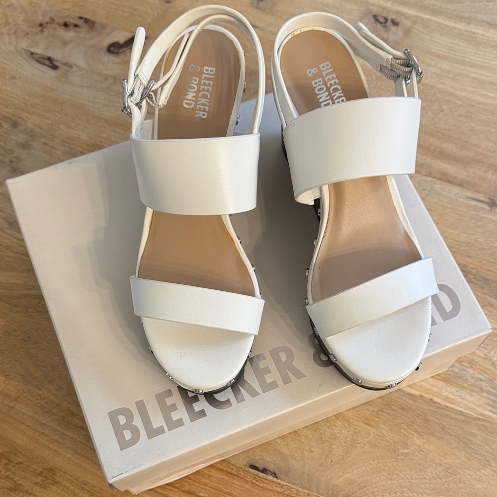 Bleecker & Bond White Women's Sandals